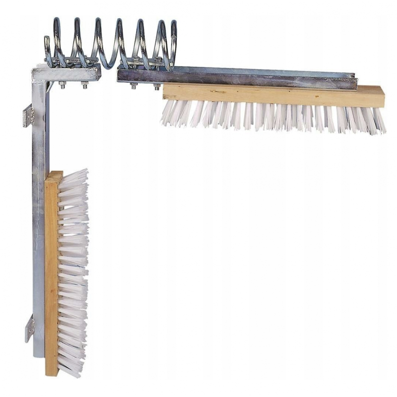 Manual scratch cow brush